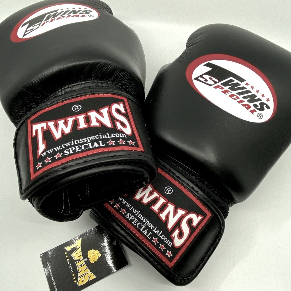 Brand new Twins brand leather boxing gloves